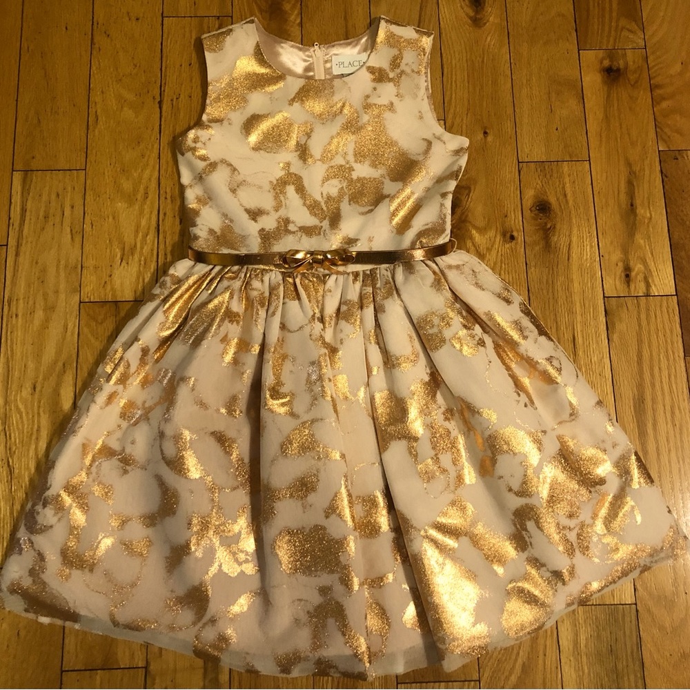 Girls dress